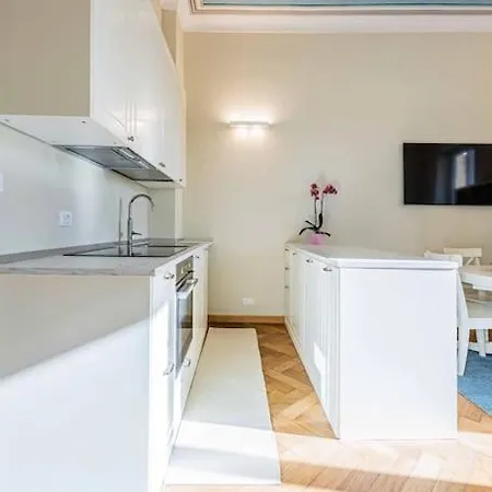 Apartment A Window On Portosole - Central- Terrace - Wifi Sanremo