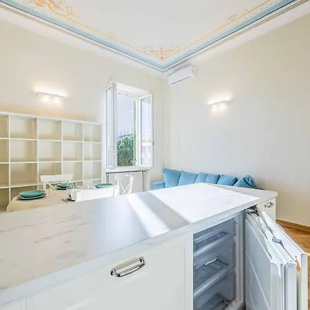 A Window On Portosole - Central- Terrace - Wifi Sanremo